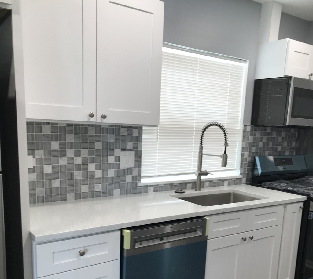 7646 W 63rd Place - Photo 3