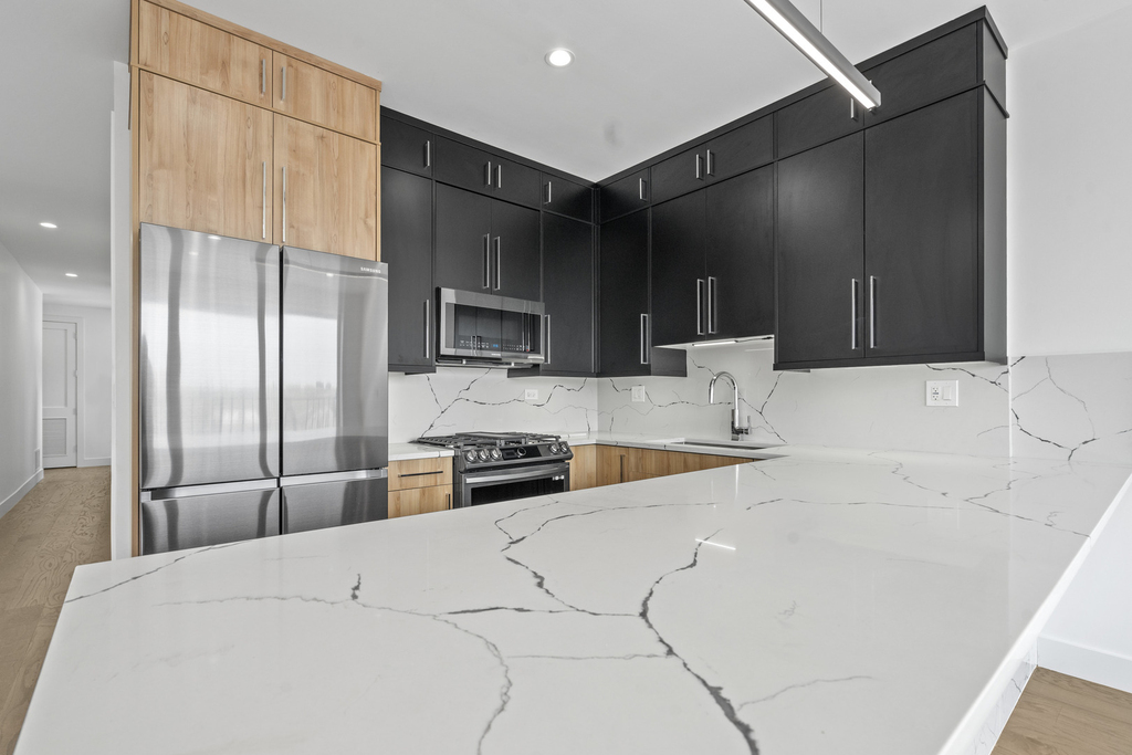 3008 W Belmont Avenue - Photo 10