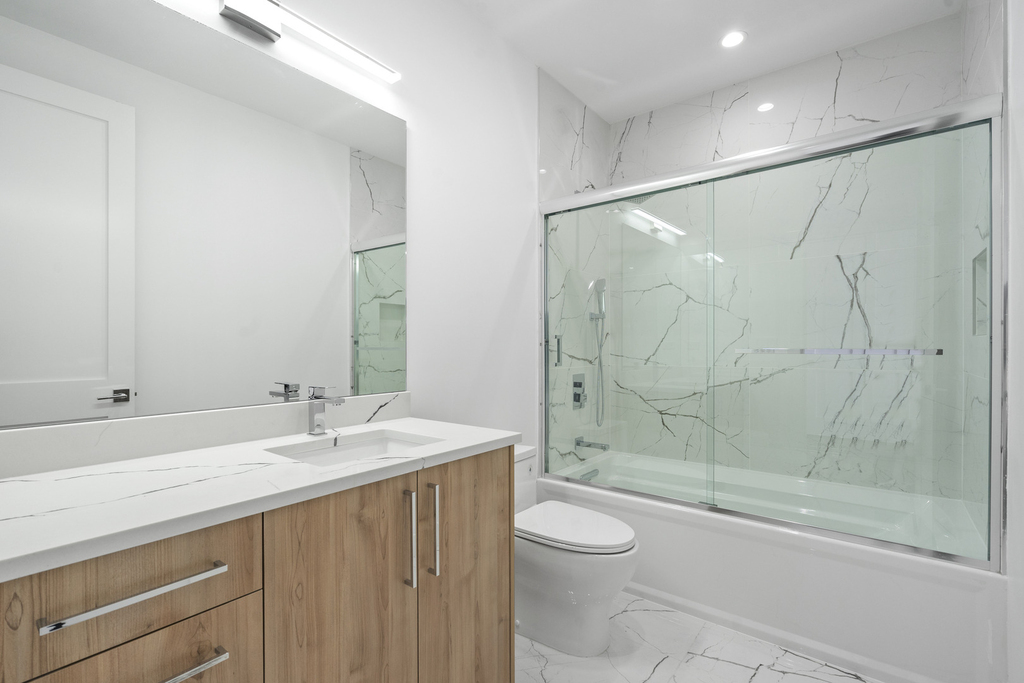 3008 W Belmont Avenue - Photo 12