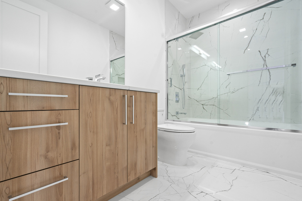 3008 W Belmont Avenue - Photo 11