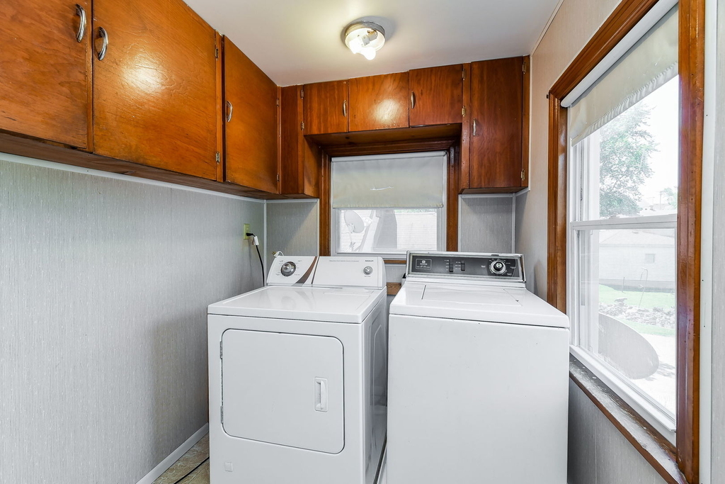 716 Walnut Street - Photo 8