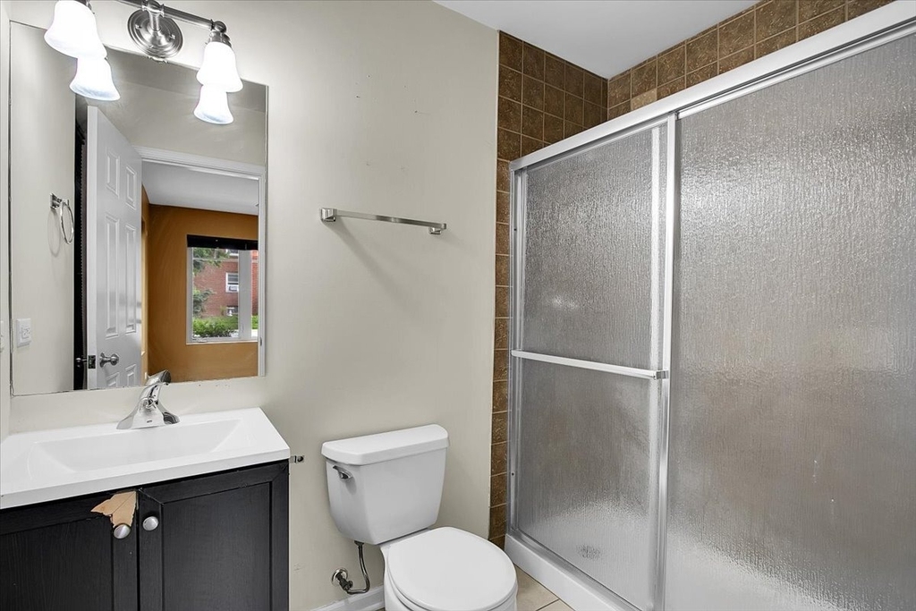 8900 31st Street - Photo 4