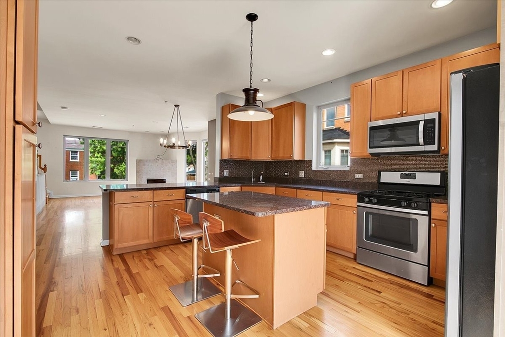 8900 31st Street - Photo 11
