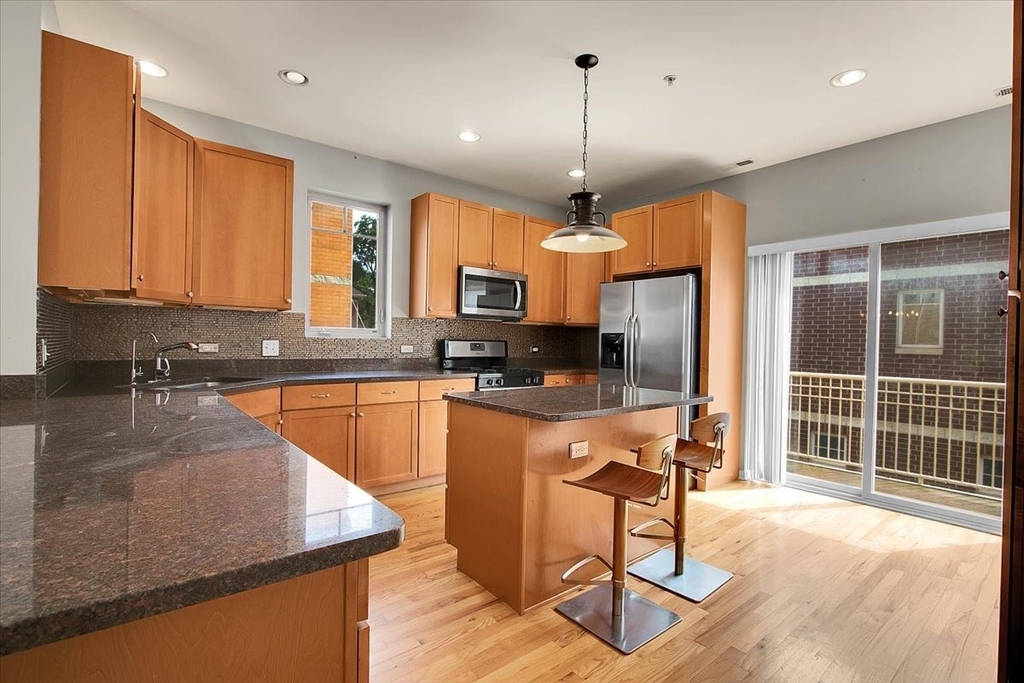 8900 31st Street - Photo 9