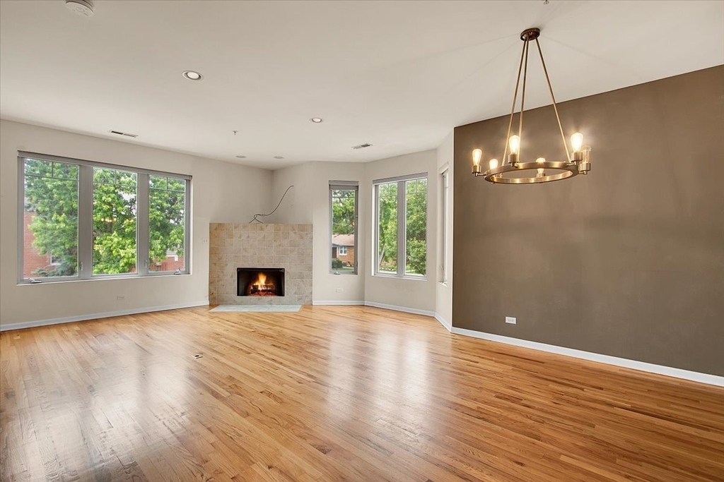8900 31st Street - Photo 5
