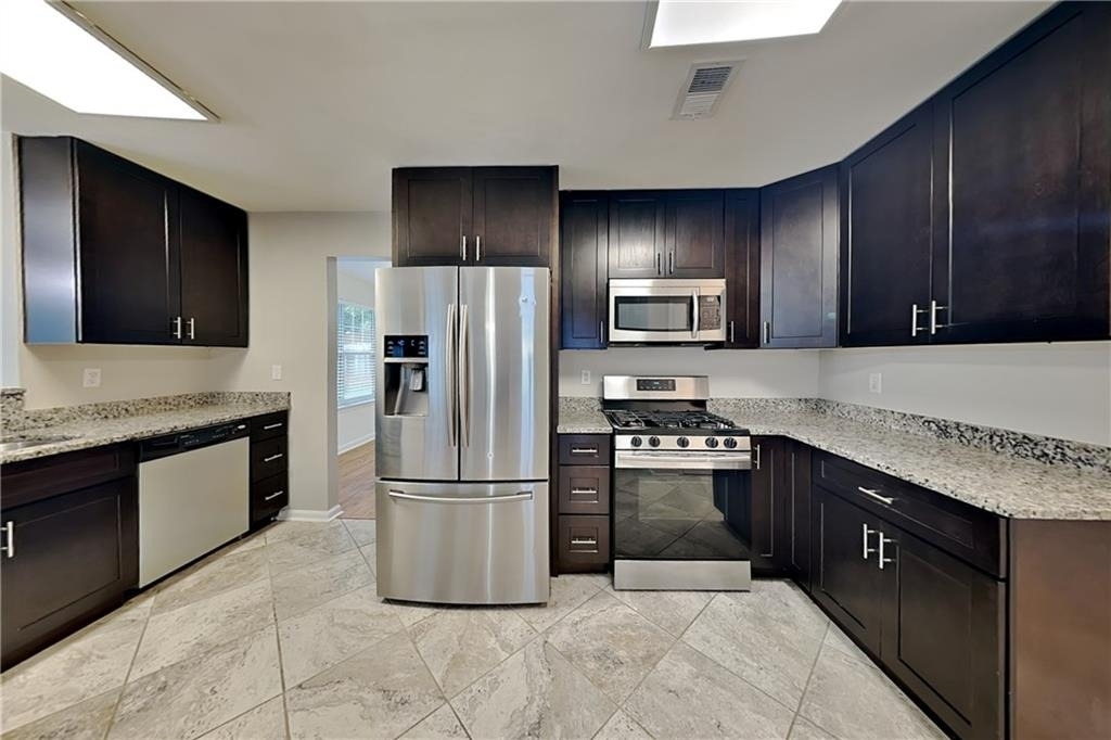 7005 Greenfield Lane - Photo 6