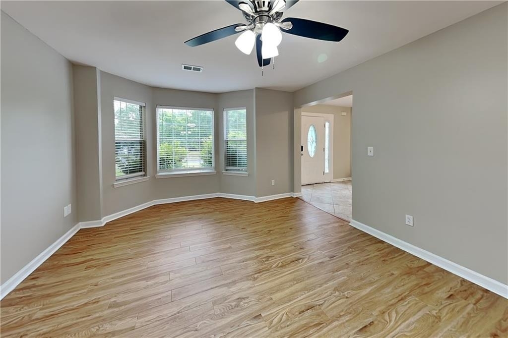 7005 Greenfield Lane - Photo 4