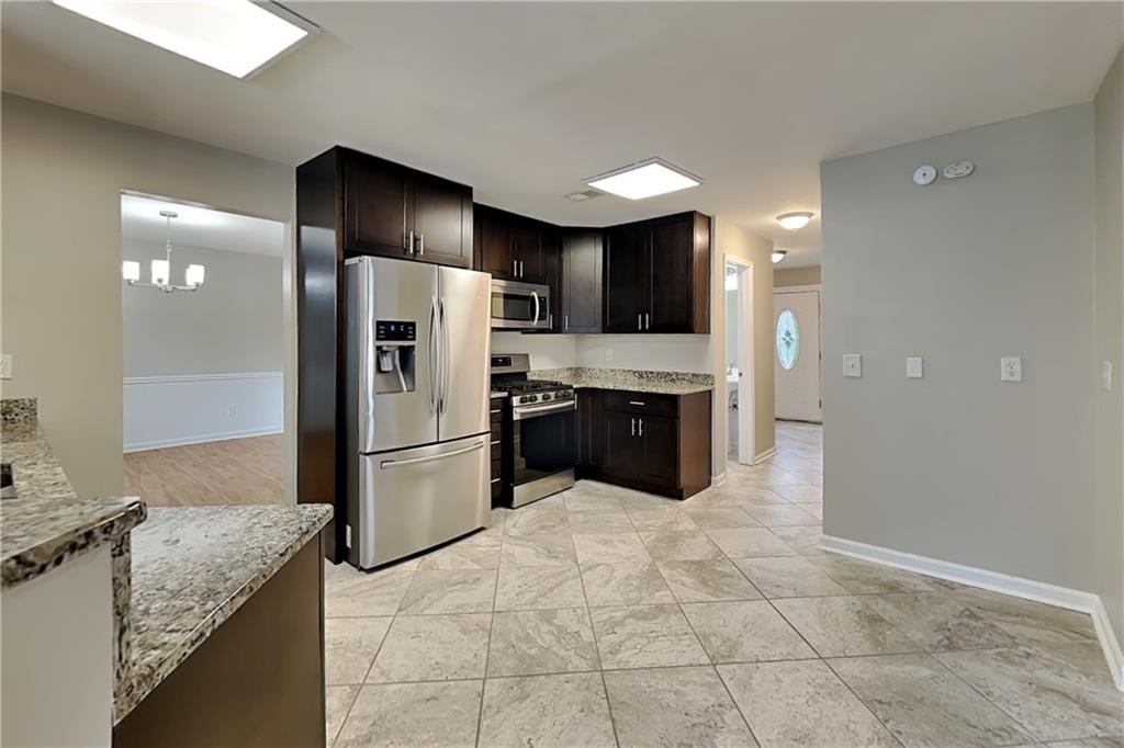 7005 Greenfield Lane - Photo 5