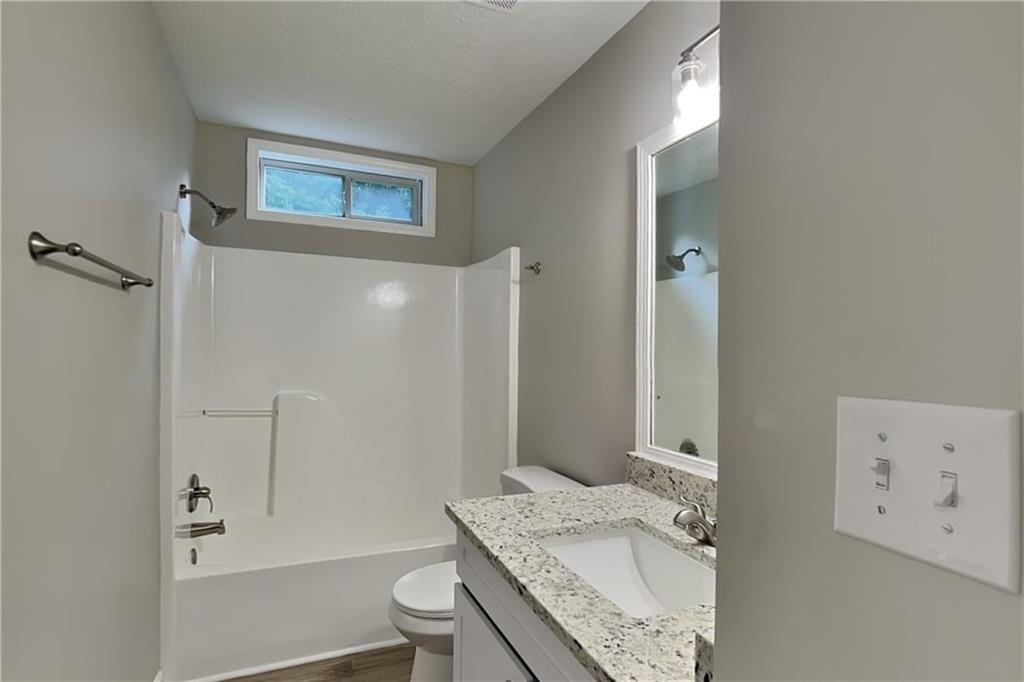6161 Longwood - Photo 14