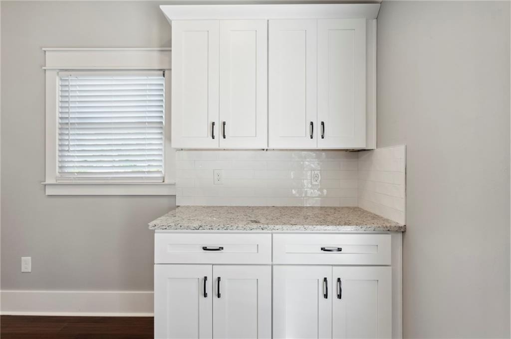 3258 Highland Drive Se - Photo 21
