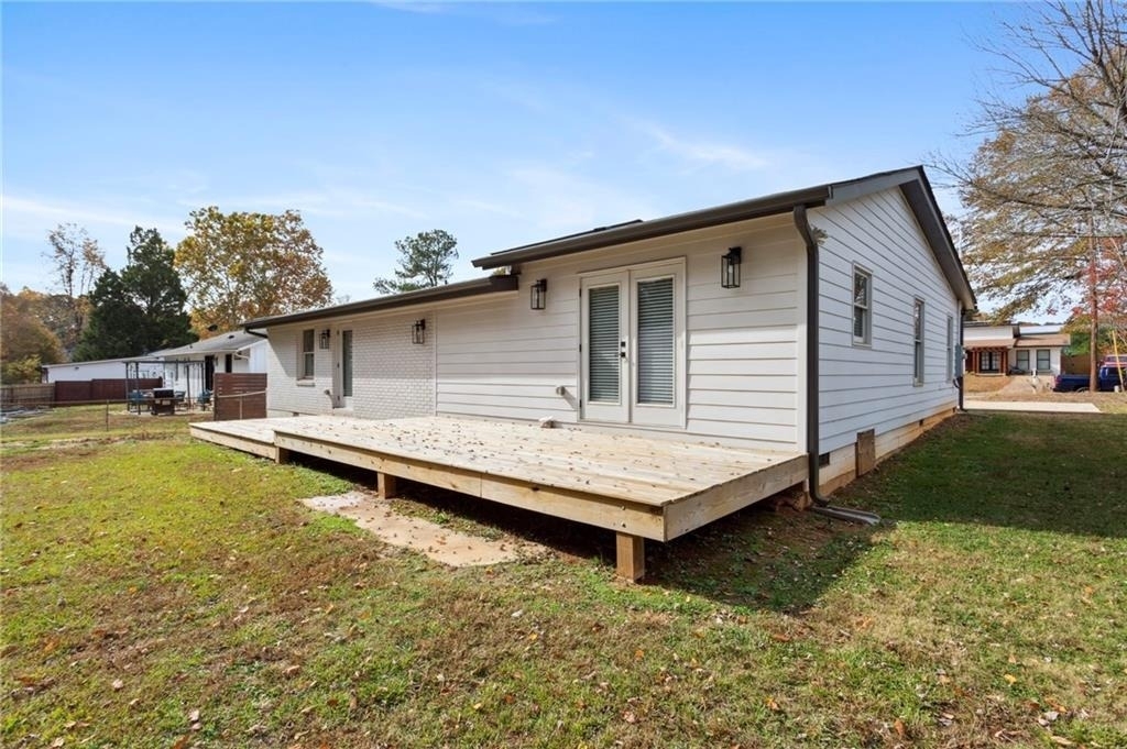 3258 Highland Drive Se - Photo 39