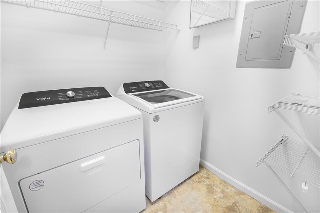 232 Bentley Place - Photo 6