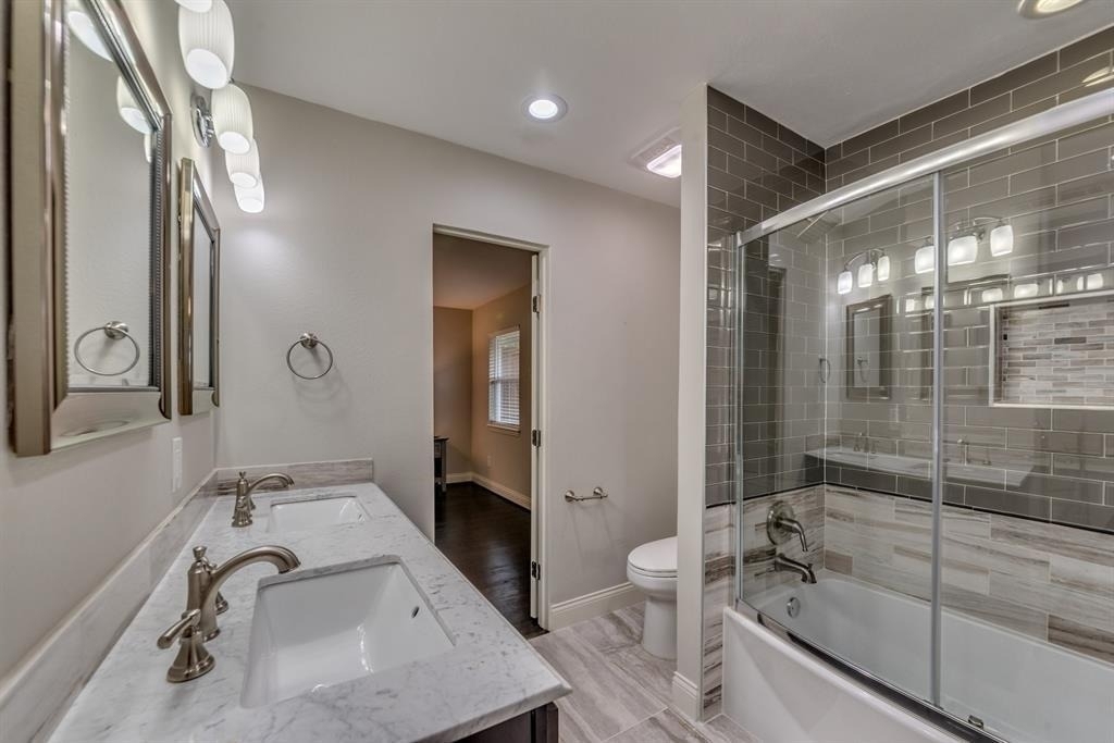 331 W 30th Street - Photo 13