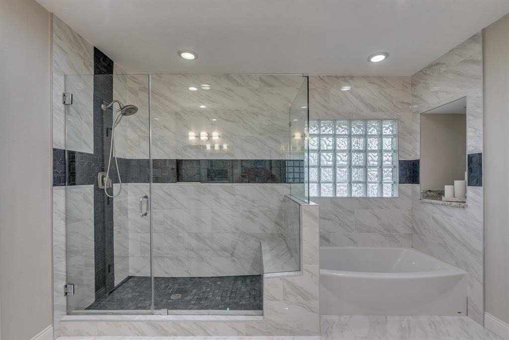 331 W 30th Street - Photo 22