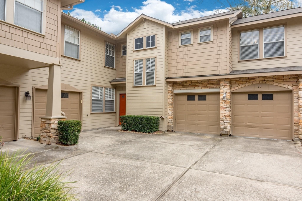 57 Scarlet Woods Court - Photo 0