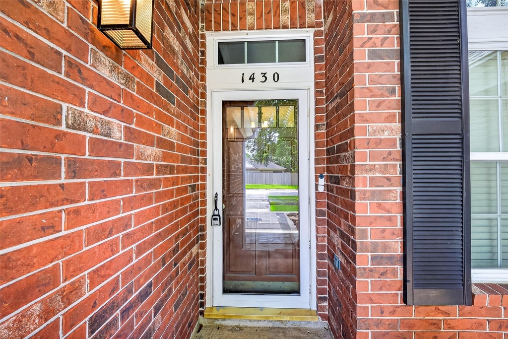 1430 Mabry Mill Road - Photo 2