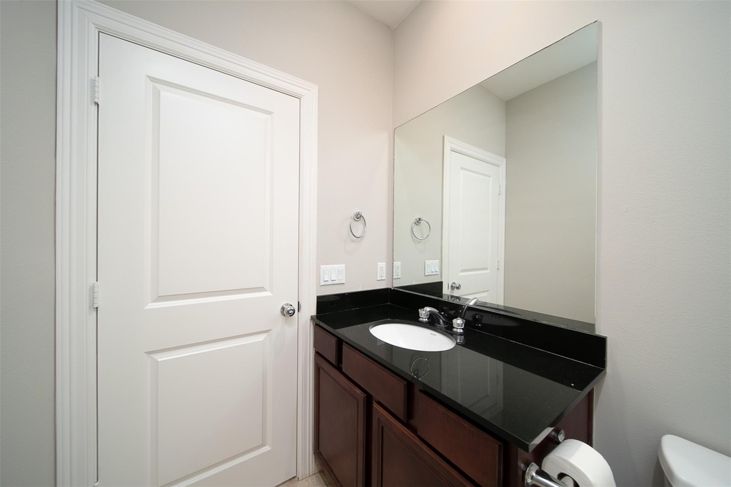 3848 Center Street - Photo 8