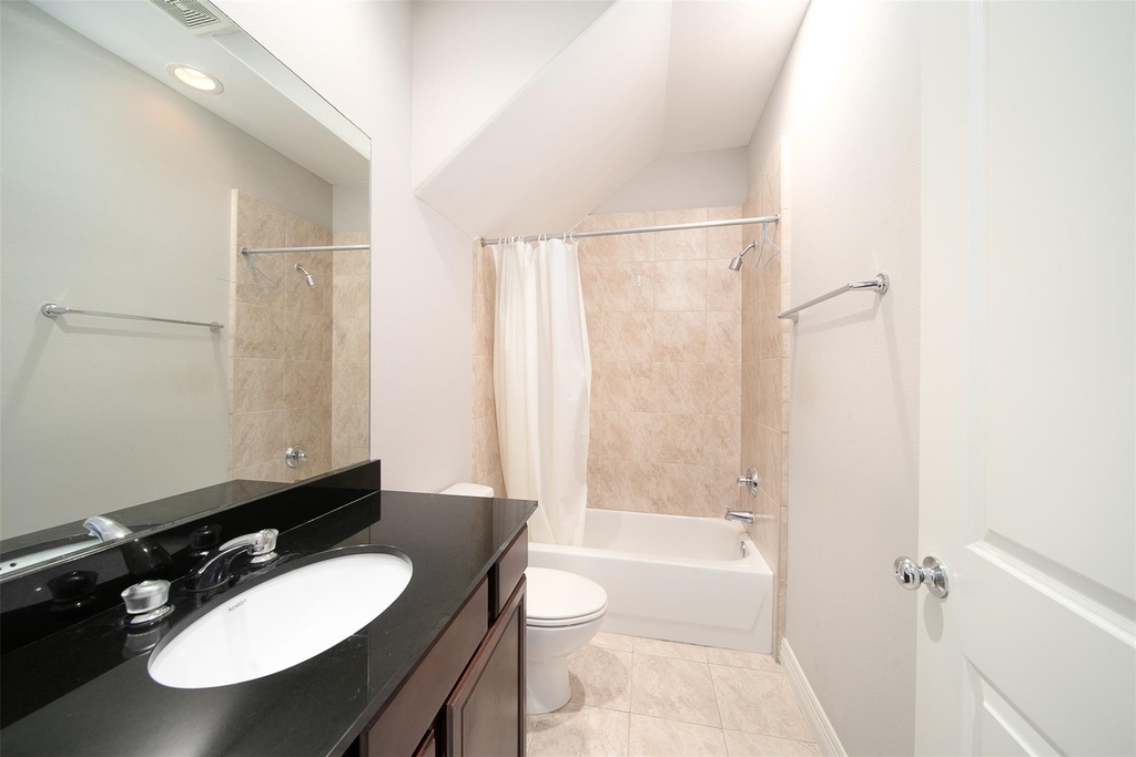 3848 Center Street - Photo 7