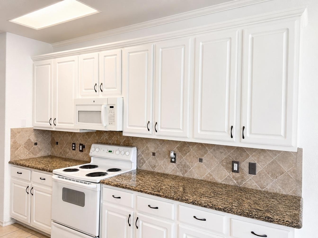 16659 Newglen Lane - Photo 9