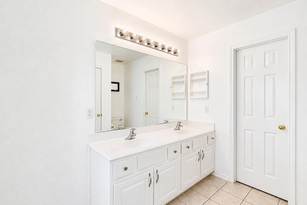 16659 Newglen Lane - Photo 15