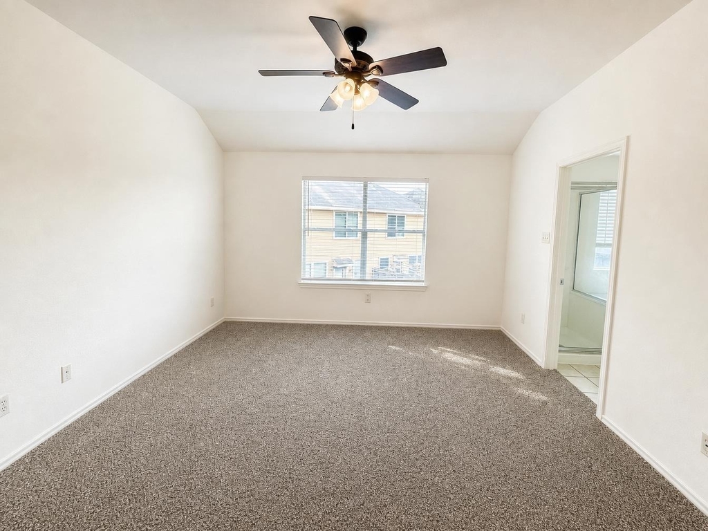 16659 Newglen Lane - Photo 13