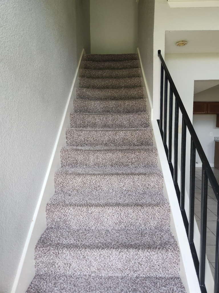 3002 Gilmar Drive - Photo 3