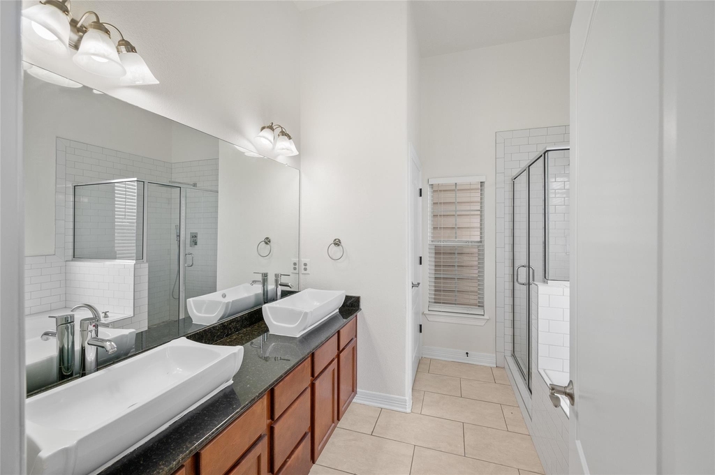907 Mckinney Park Lane - Photo 19