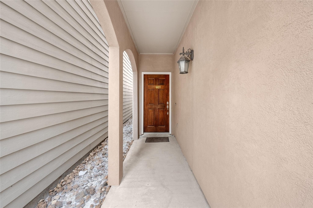907 Mckinney Park Lane - Photo 7