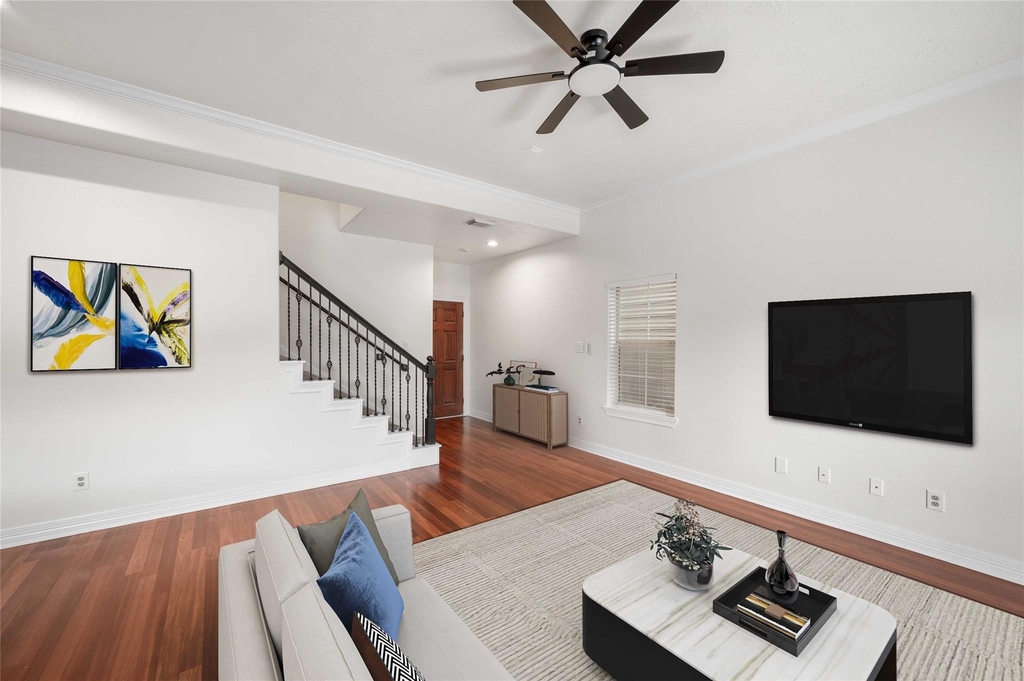 907 Mckinney Park Lane - Photo 9