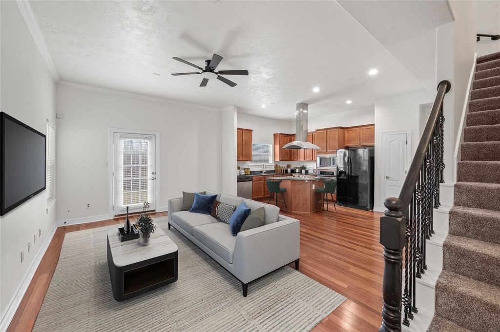 907 Mckinney Park Lane - Photo 10