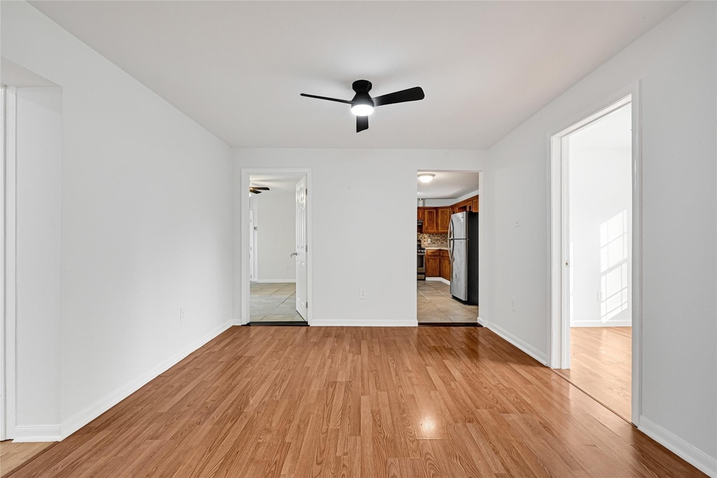 715 N 1st Street - Photo 3