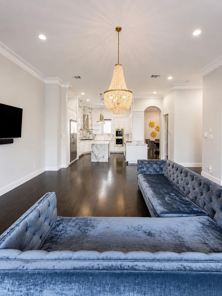 2211 Worthington Street - Photo 9