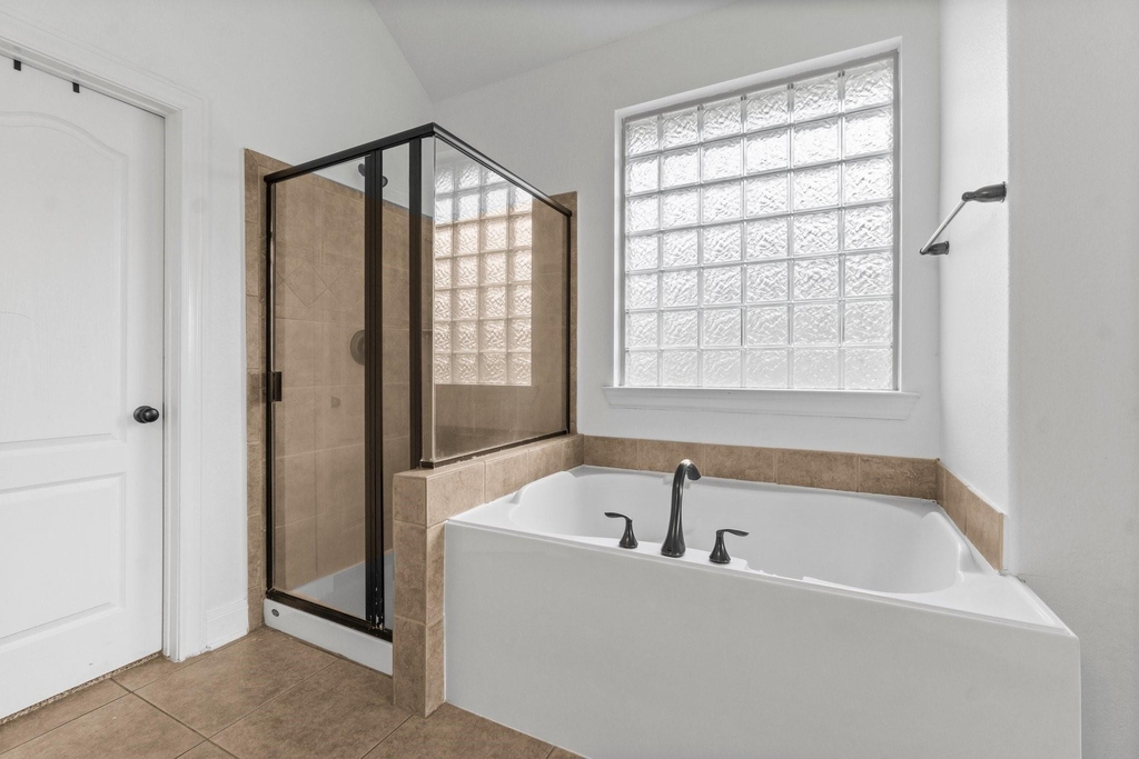 7 Fraiser Fir Place - Photo 10