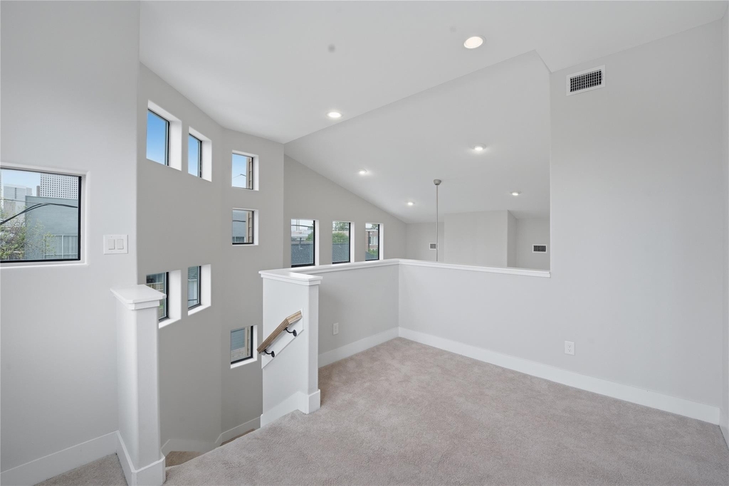 1420 Wilson Street - Photo 10