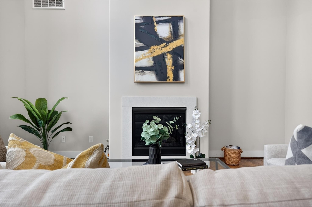 1420 Wilson Street - Photo 9