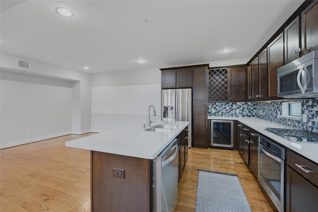 1420 Wilson Street - Photo 24