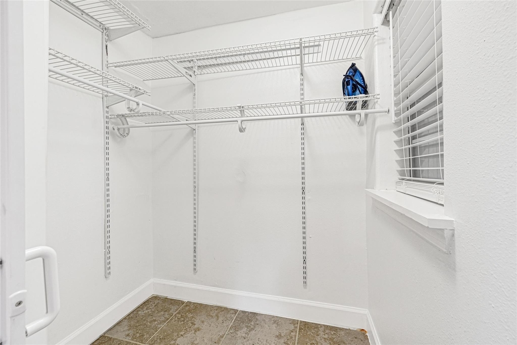 2809 Tooke Street - Photo 7