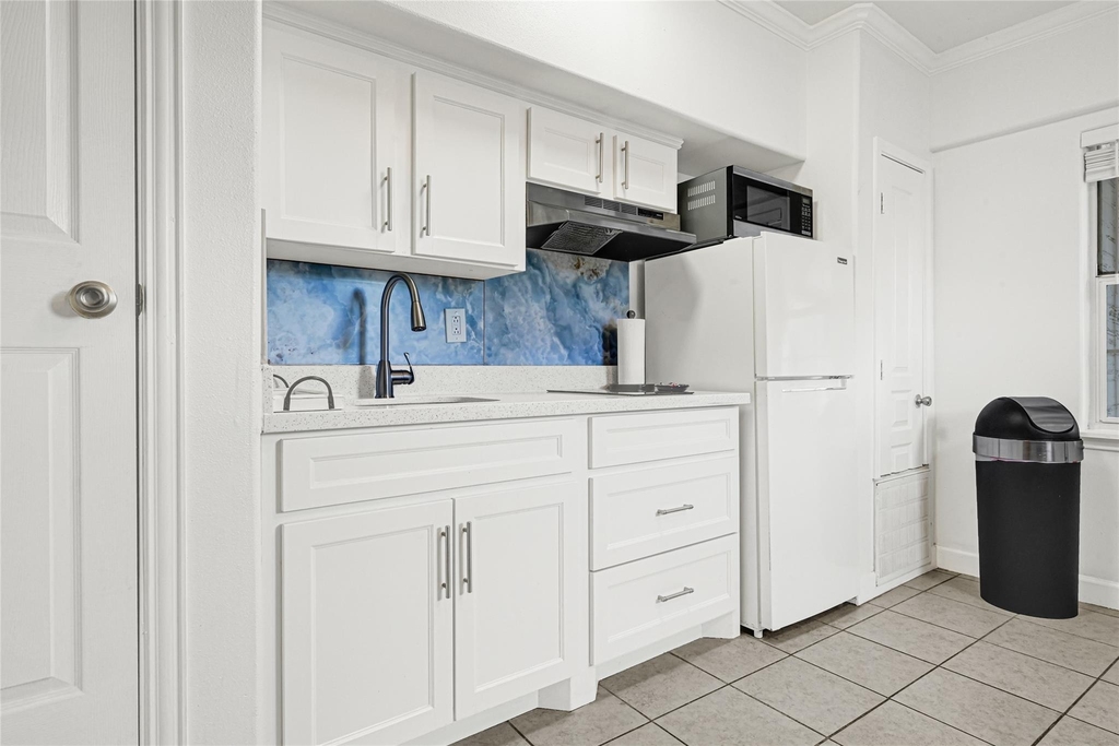 2809 Tooke Street - Photo 3