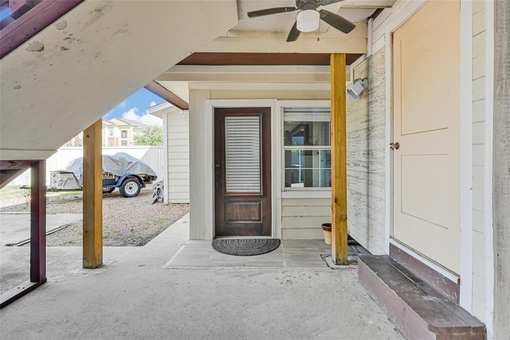 2809 Tooke Street - Photo 0