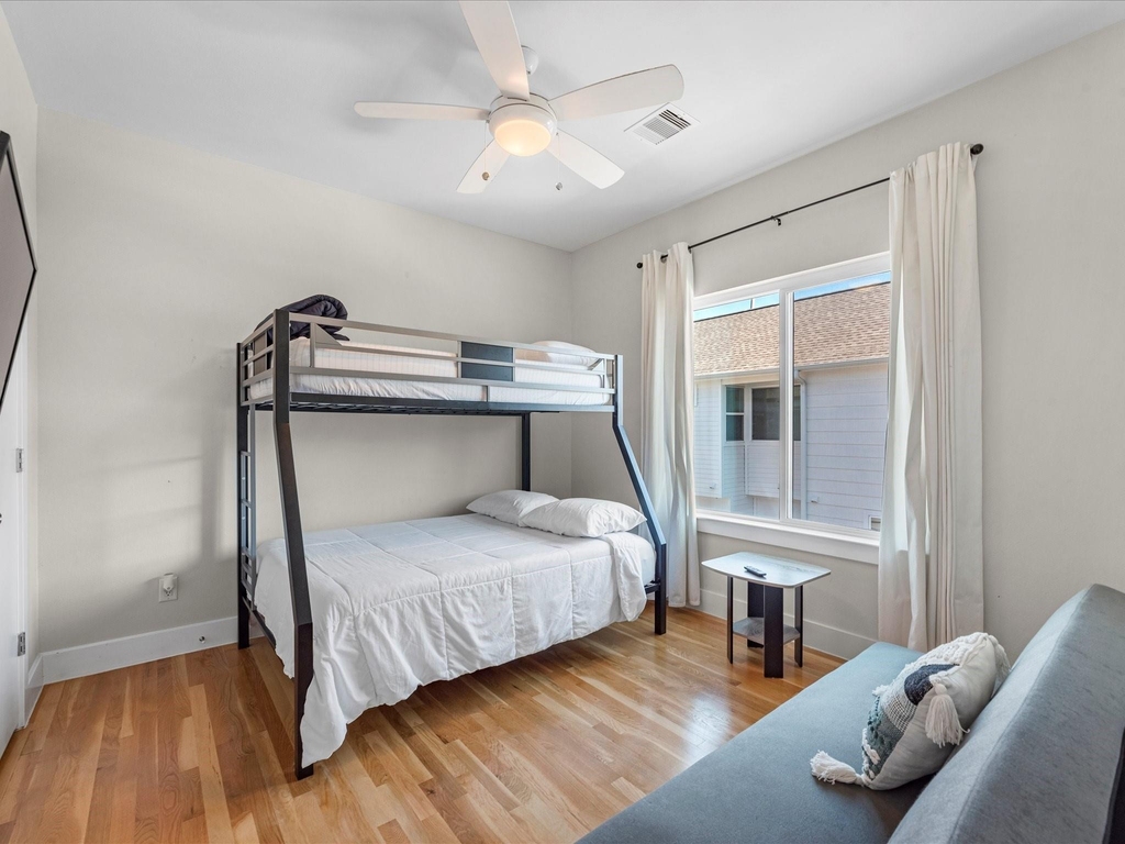 2210 Wipprecht Street - Photo 12