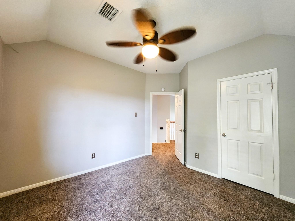 2412 N Mission Circle - Photo 20