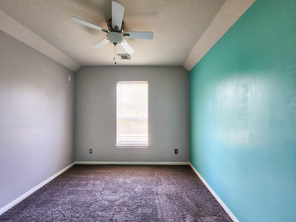 2412 N Mission Circle - Photo 25