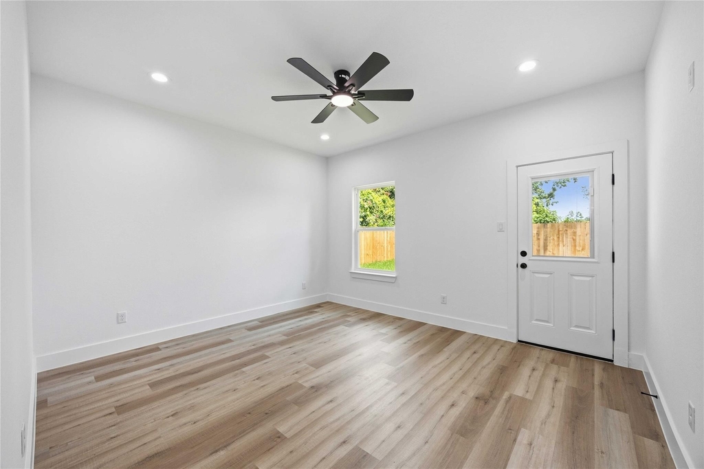 8531 Rinn Street - Photo 19