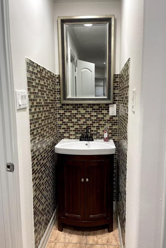 2809 Tooke Street - Photo 3