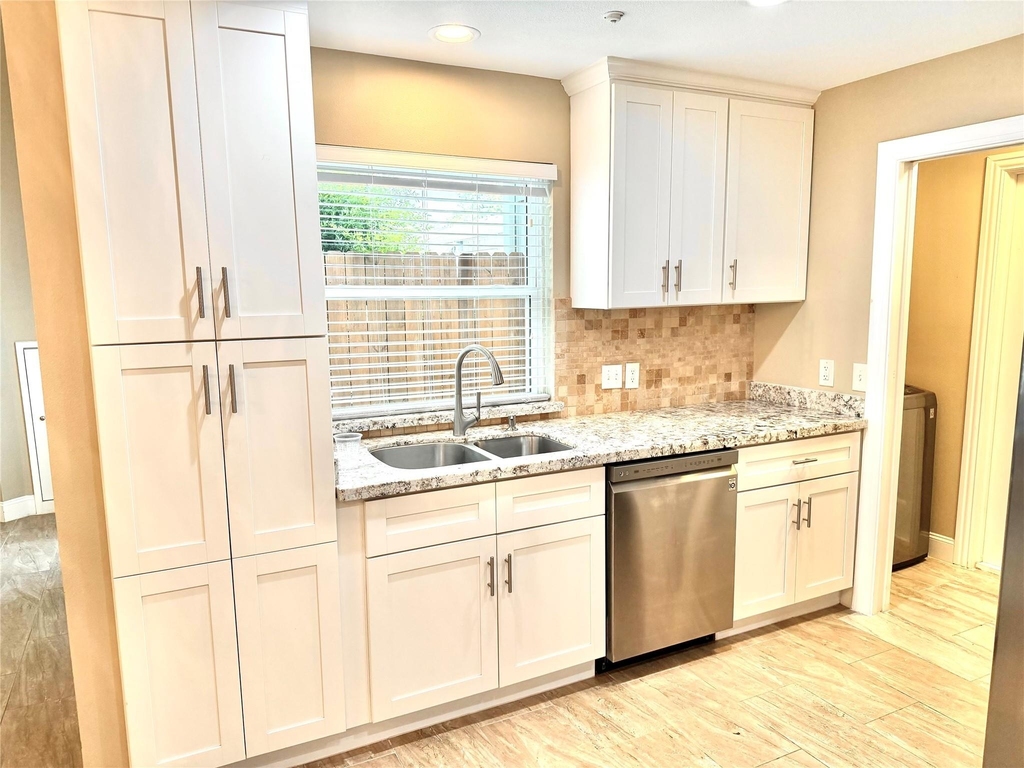 15193 Kimberley Court - Photo 6