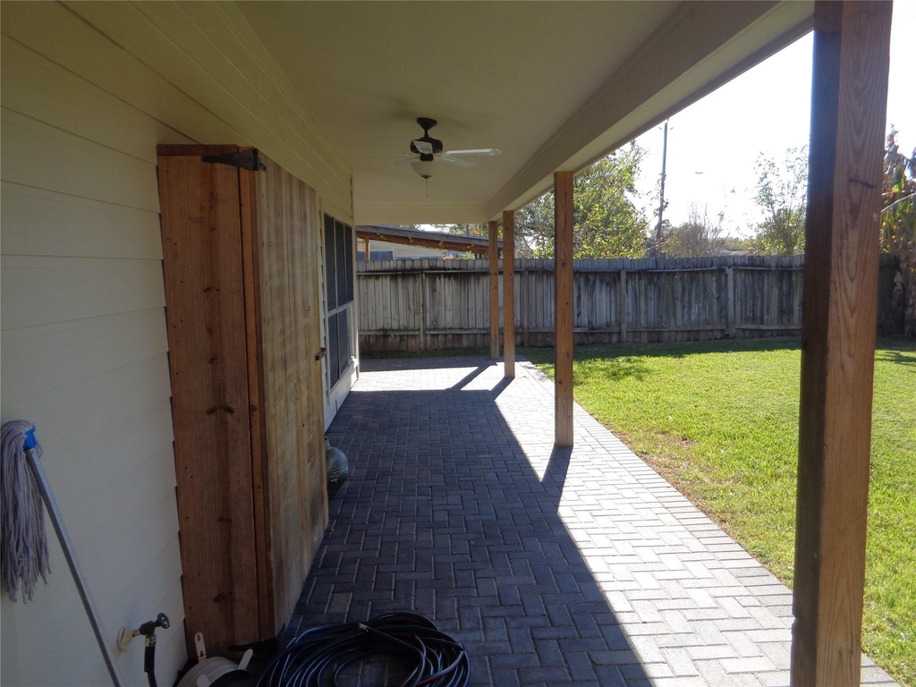 9414 Westacre Place - Photo 12
