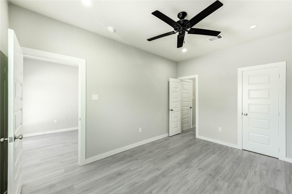 8157 Tate Street - Photo 8