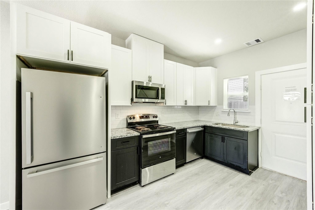 8157 Tate Street - Photo 5