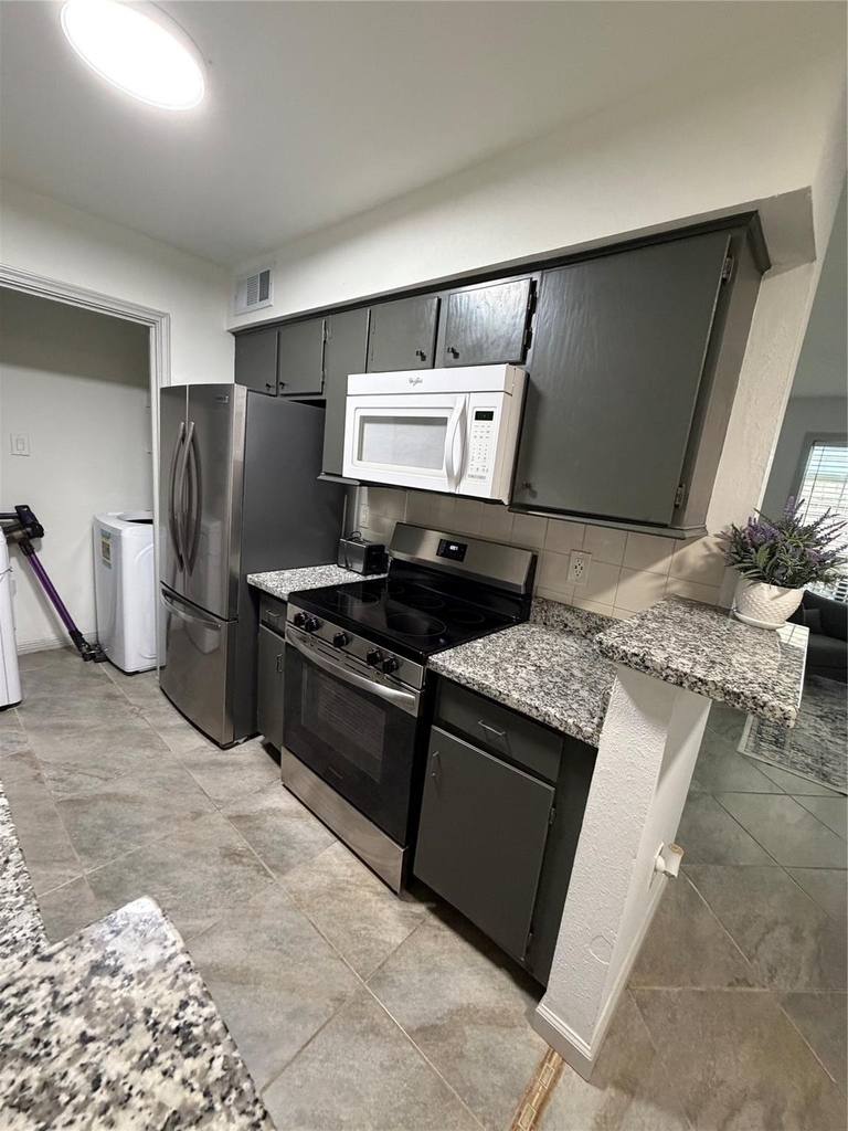 8801 Hammerly Boulevard - Photo 6