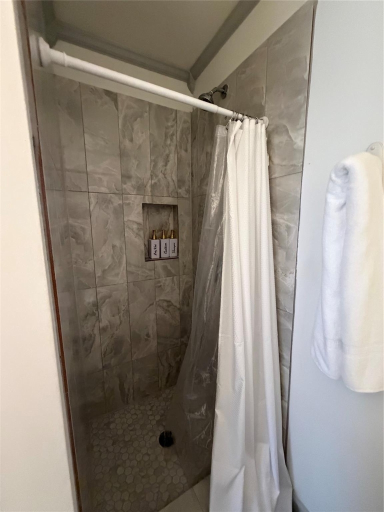 8801 Hammerly Boulevard - Photo 15